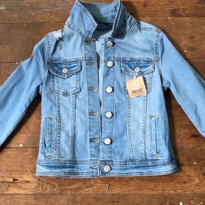 Very slightly cropped jean jacket